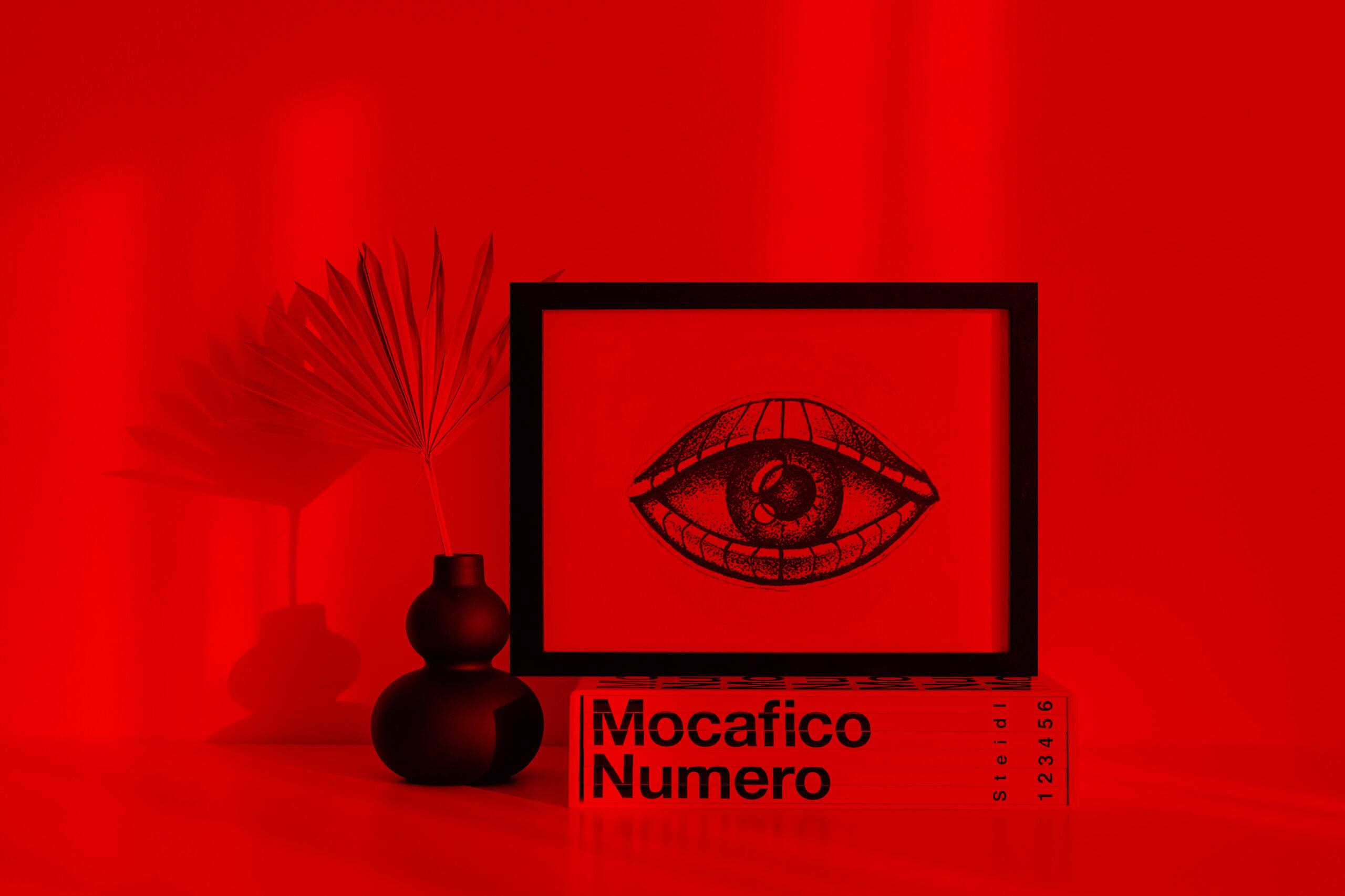 'TIGER'S EYE': Light Reactive Digital Art Print / Postcard, Wall Decoration in a Variety of Sizes on Glossy Paper