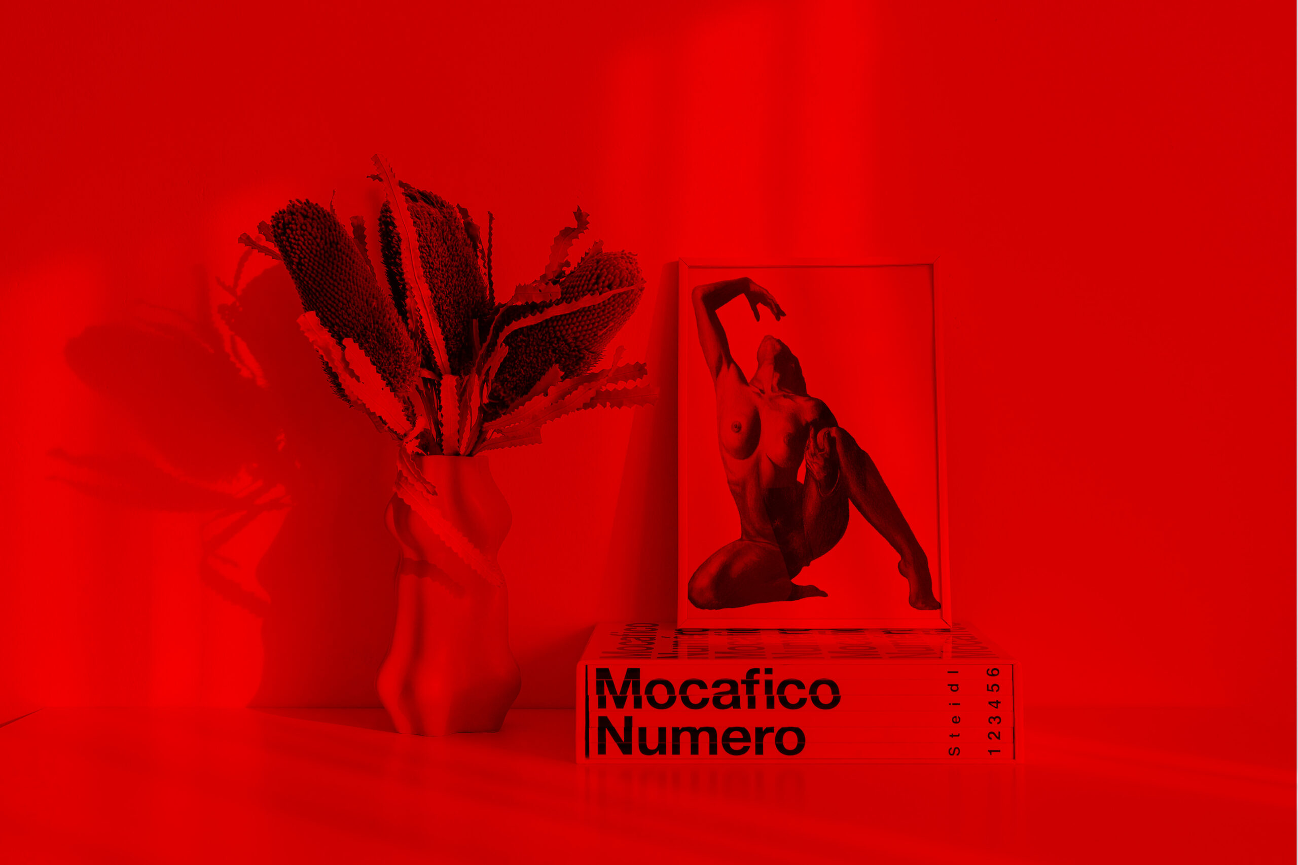 'FEMALE FIGURES': Light Reactive Digital Art Print / Postcard, Wall Decoration in a Variety of Sizes on Glossy Paper